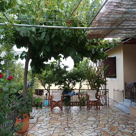 Calm House In Sivros Village, Lefkada Exterior photo